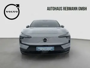 Volvo EX30 Core FWD Pure Electric Bild 2