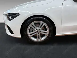 Mercedes-Benz CLA 180 SB LED+MBUX+Kamera+SHz+DAB+AHK Bild 4