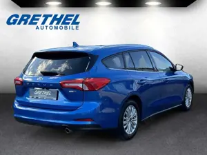 Ford Focus Turnier Titanium AHK-klappbar Navi LED Apple CarPl Bild 5