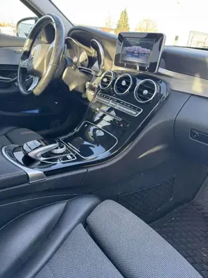 Mercedes-Benz C 200 C 200 d 7G-TRONIC Avantgarde