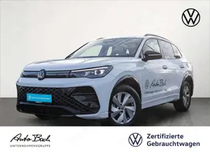 Volkswagen Tiguan 2.0TDI R-Line DSG Navi LED HuD CarPlay AH
