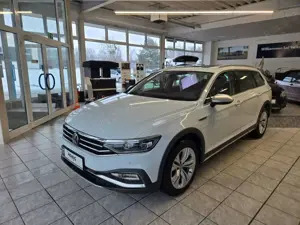 Volkswagen Passat Alltrack Panorama AHK Matrix Kamera Bild 2