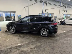 Porsche Cayenne E-Hybrid,  Black Edition, Pano, Bose, Chrono, Head-Up, Led, Soft-Close, Luftfederung