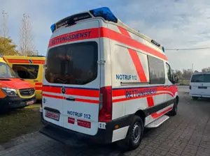 Mercedes-Benz Sprinter 416 RTW Rettungswagen Stryker Power-LOAD Schwerlast Bild 5