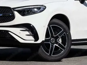 Mercedes-Benz GLC 300 de 4M AMG-Sport/Pano/AHK/Night/Burm/360° Bild 5