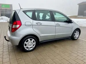 Mercedes-Benz A 180 A 180 1.Hand erst 71`000 km