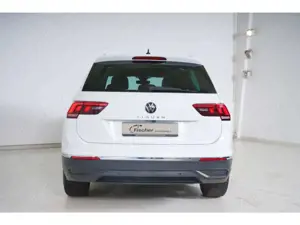 Volkswagen Tiguan 1.5 TSI Move DSG AHK/P-Dach/Matrix/RFK/SH Bild 5