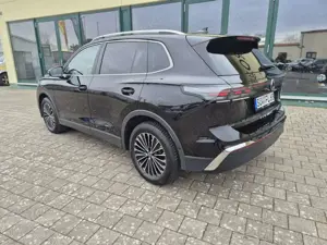 Volkswagen Tiguan Tiguan 2.0 TDI SCR DSG Elegance Bild 2