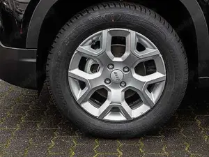 Jeep Avenger 1.2 Altitude Winter Paket Bild 5