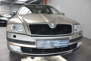 Skoda Octavia 2.0 Elegance 2Z-Klima Xenon SHZ AHK PDC