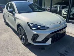 CUPRA Leon 1.5 TSI 7-Gang DSG Sennh.,Dinamica,AHK,Pano Bild 3