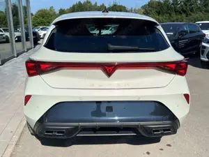 CUPRA Leon 1.5 TSI 7-Gang DSG Sennh.,Dinamica,AHK,Pano Bild 5