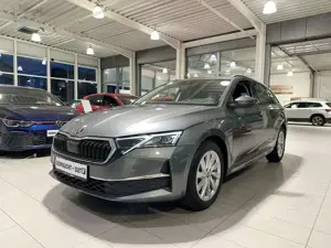 Skoda Octavia Combi 1.5 e-TEC Matrix HuD eHK 360° AHK