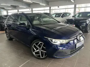 Volkswagen Golf VIII 2.0 TDI Variant Life SEHR VIEL EXTRAS
