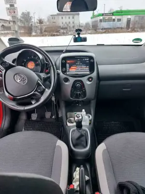 Toyota Aygo Aygox-JBL Bild 4