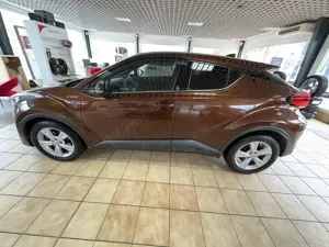 Toyota C-HR Hybrid Team D / 1.8 Bild 4