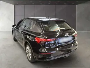 Audi A3 40 TFSI e S tronic LED SHZ NAVI Bild 4
