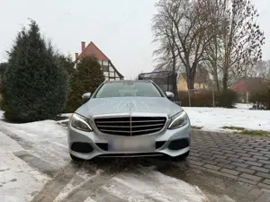 Mercedes-Benz C 220 d 4Matic T 9G-TRONIC Avantgarde