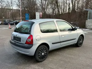 Renault Clio Bild 5