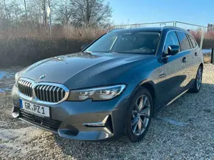 BMW 320 d*Touring*xDrive Luxury*GESTIK*PANO*LEDER*TOP