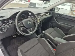 Skoda Rapid/Spaceback Spaceback EmotionPlus Panno DAB Xenon 8Alu Bild 5