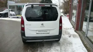 Peugeot Rifter Allure Automatik AHK Navi Kinder-Paket Bild 4