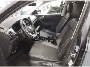 Volkswagen T-Cross 1.0 TSI Goal Navi Automatik LED ACC Apple CarPlay Bild 4