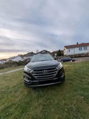 Hyundai TUCSON Tucson blue 1.7 CRDi 2WD Trend Bild 3