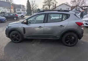 Dacia Sandero 1.0 TCe 90 Stepway Extreme (77) Bild 3