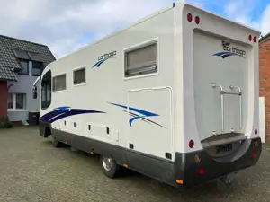 Caravans-Wohnm Carthago Mega Liner 61 BRL (IVECO Eurocargo) Bild 3