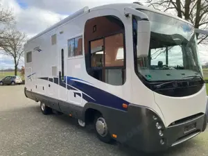 Caravans-Wohnm Carthago Mega Liner 61 BRL (IVECO Eurocargo) Bild 4