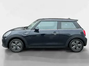 MINI Cooper SE Classic Trim Bild 4