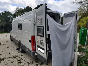 Iveco Daily 35 C 13 Bild 2