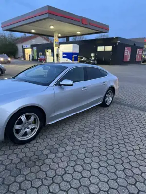Audi A5 2.0 TDI Sportback DPF quattro Bild 3