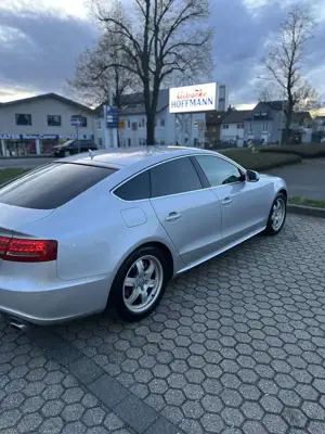 Audi A5 2.0 TDI Sportback DPF quattro Bild 4