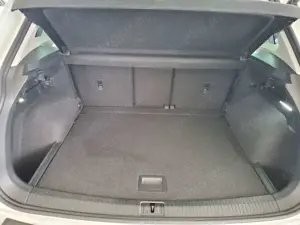 Volkswagen Tiguan Elegance 1,5 TSI DSG IQ-Light AHZV Navi 18-Zoll Bild 5