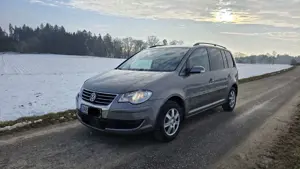 Volkswagen Touran 1.6 United Neu Motor + Kupplung AHK