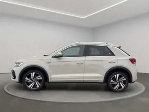 Volkswagen T-Roc 1.5 TSI DSG R-Line LED+ACC+KAMERA+DI-COCKP Bild 5