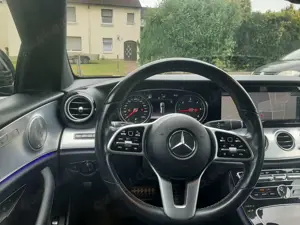 Mercedes-Benz E 220 E 220 d 4Matic T All-Terrain 9G-TRONIC Avantgarde