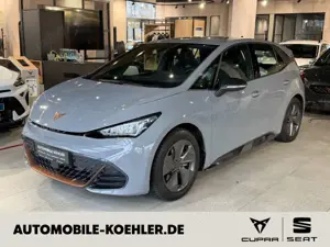 CUPRA Born 150 kW Wärmepumpe / 8 Fach bereift / 360Grad Kamer