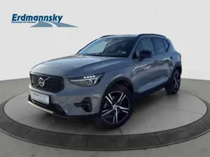 Volvo XC40 B3 Ultra Dark/Keyless/LHZ/LED/360Kam/Pano Klima