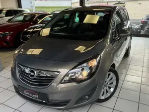 Opel Meriva Innovation°CAM°NAVI°AHK°AHK°KLIMAAU