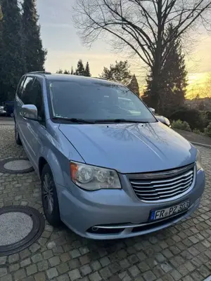 Chrysler Town  Country LPG, AHK, Campingbett