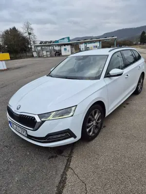 Skoda Octavia Octavia Combi 2.0 TDI DSG Style
