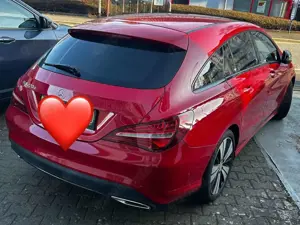 Mercedes-Benz CLA 220 CLA Shooting Brake 220 d 4Matic 7G-DCTUrban