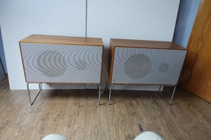 2x Braun L604 mit Fußgestell, Dieter Rams 1964, Nußbaum, gut erhalten