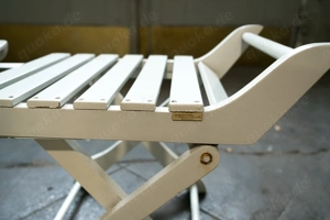 Weißer Gartentisch mit 4 Stühlen u. 2 Fußablagen von TRICONFORT Bild 6