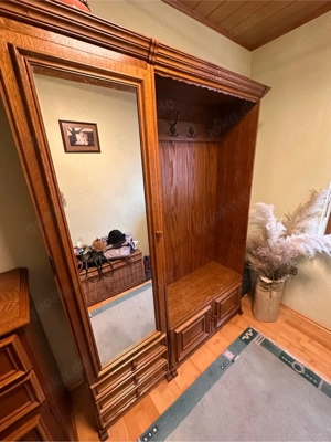 Gardarobe mit Schuhkomode 