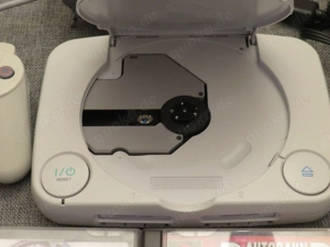 Playstation 1 Konsole mit Zubehör  Bild 2