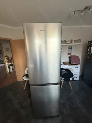 Kühl- Gefrierkombi HISENSE RB400N4EG3 NoFrost